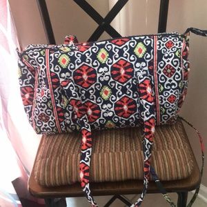 Vera Bradley Carry on